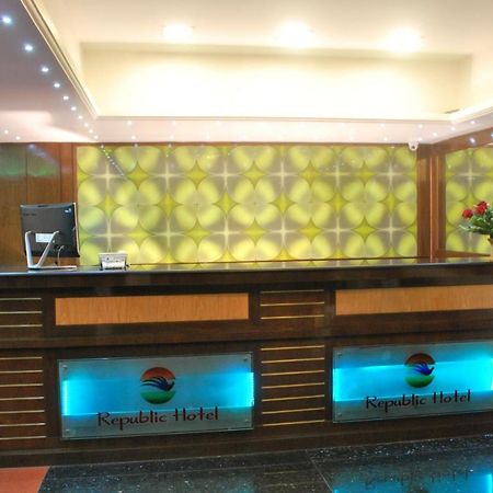 Republic Hotel Πάτνα Εξωτερικό φωτογραφία