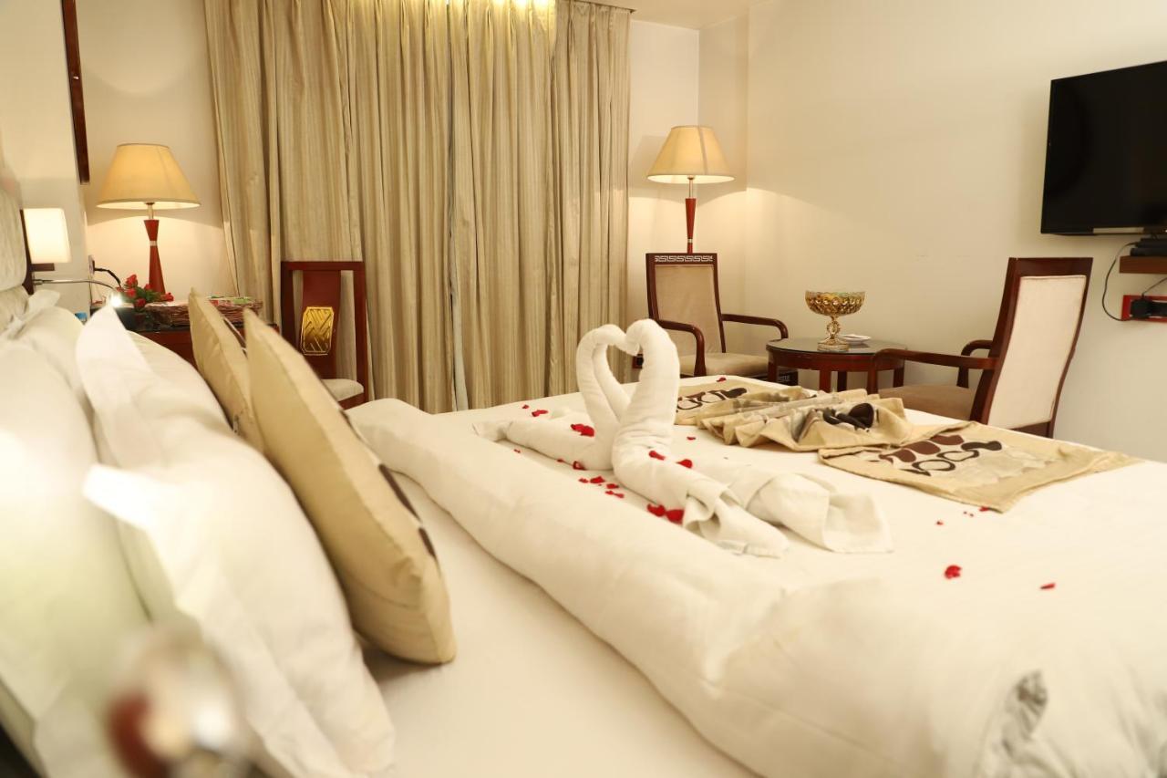 Republic Hotel Πάτνα Εξωτερικό φωτογραφία