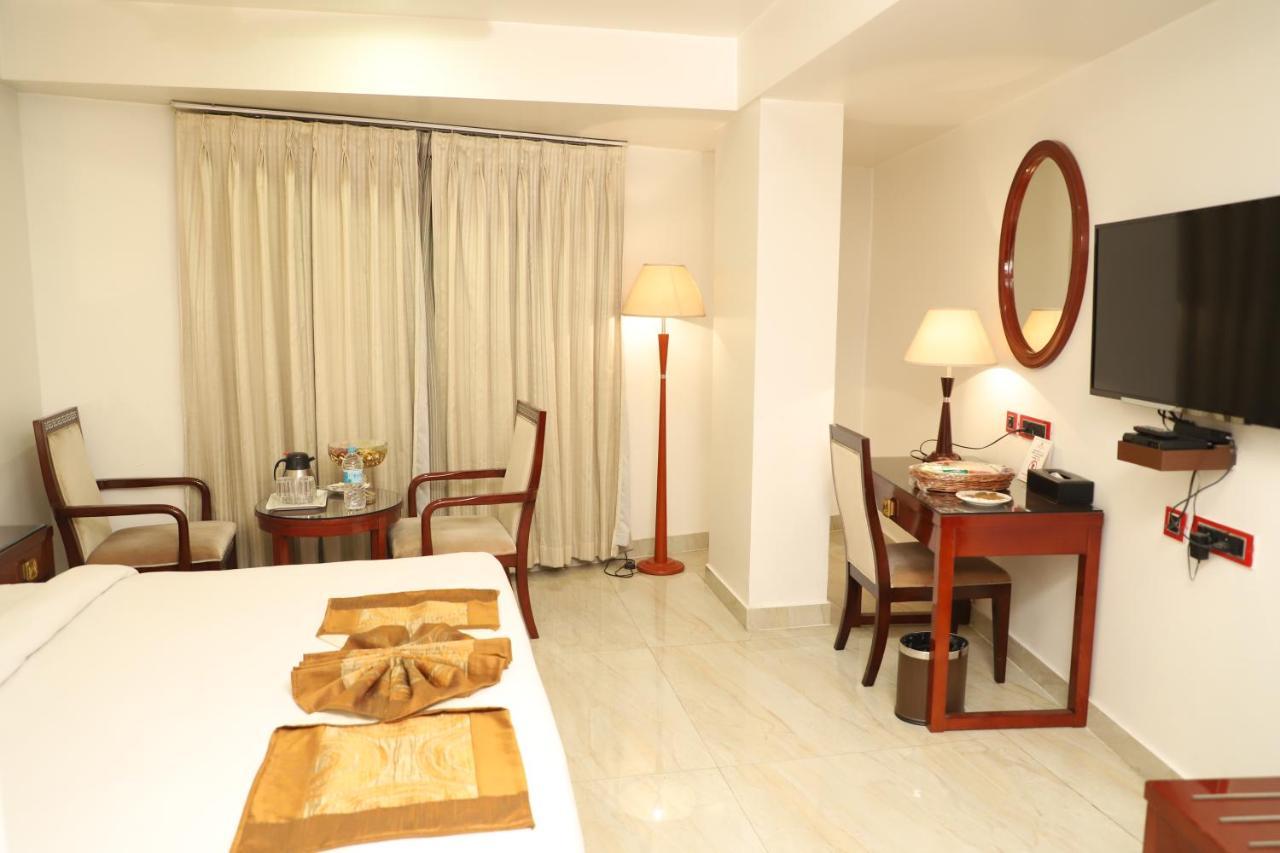 Republic Hotel Πάτνα Εξωτερικό φωτογραφία